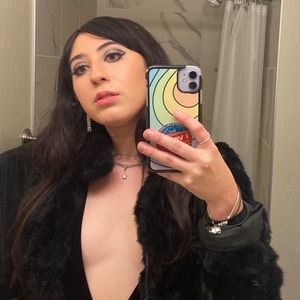 Meet your Posher, Rosario